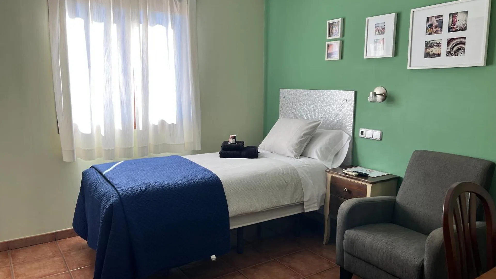 Guest house Hostal Trevelez El Ejido